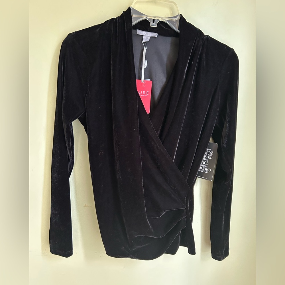 NWT Pure Collection Soft Jersey Wrap Top in Black Velour. Size 4. Luxurious!